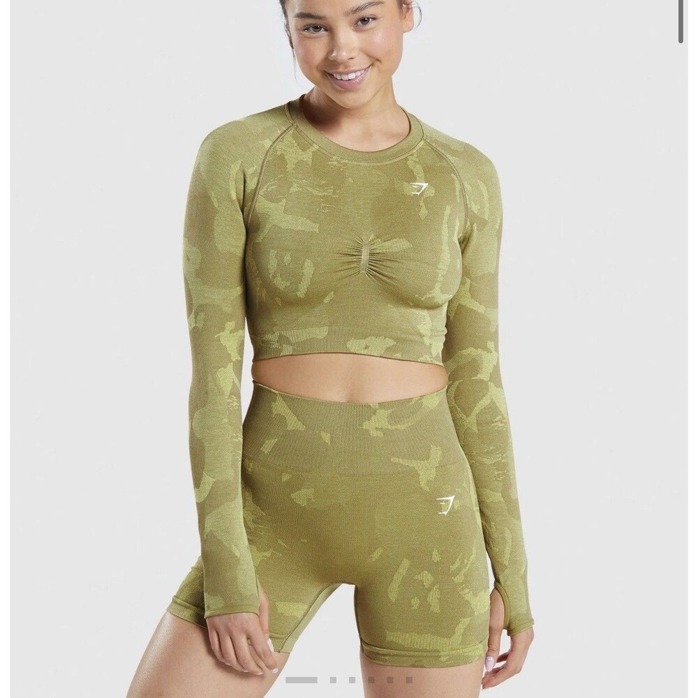Gymshark Adapt Camo Seamless Long Sleeve Crop Top Size Small